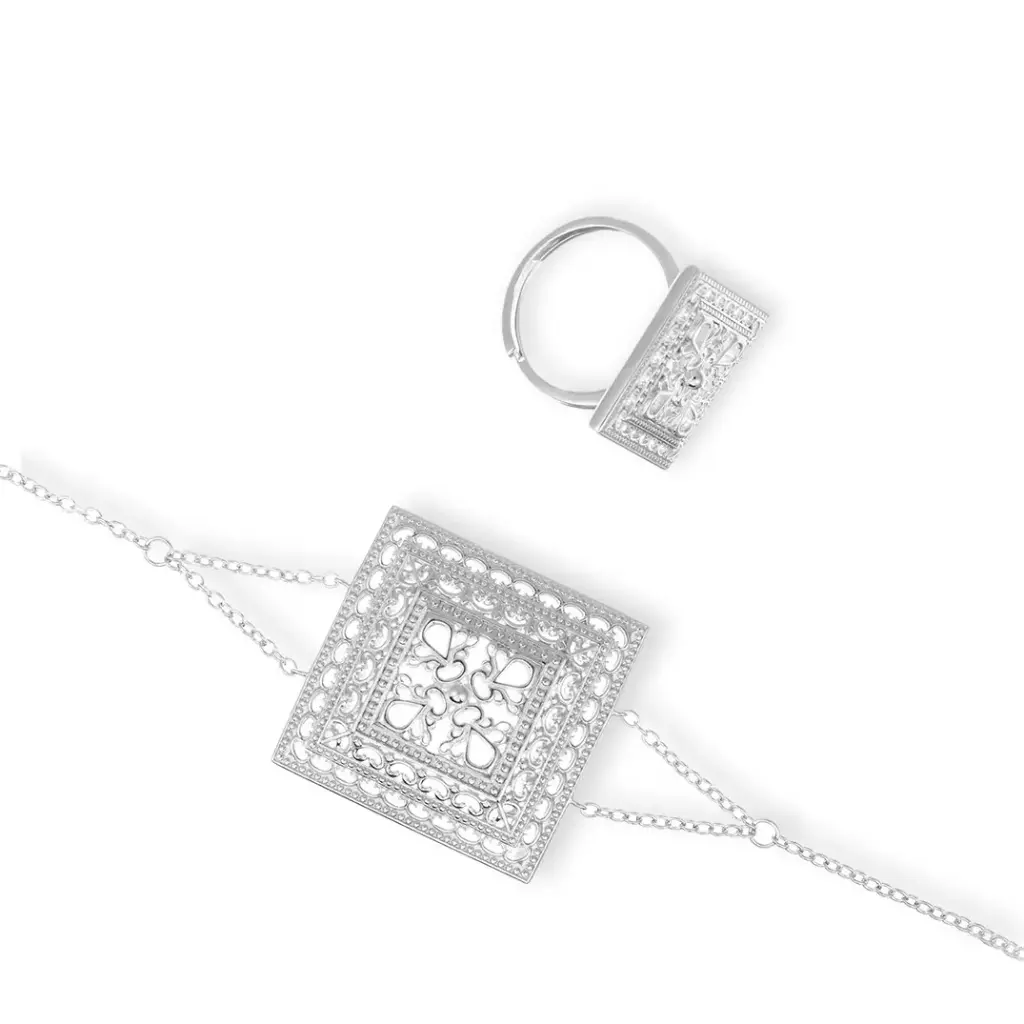 Women Bracelet and Ring (BR001)